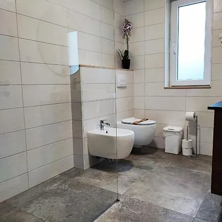Bellavista Apartment *